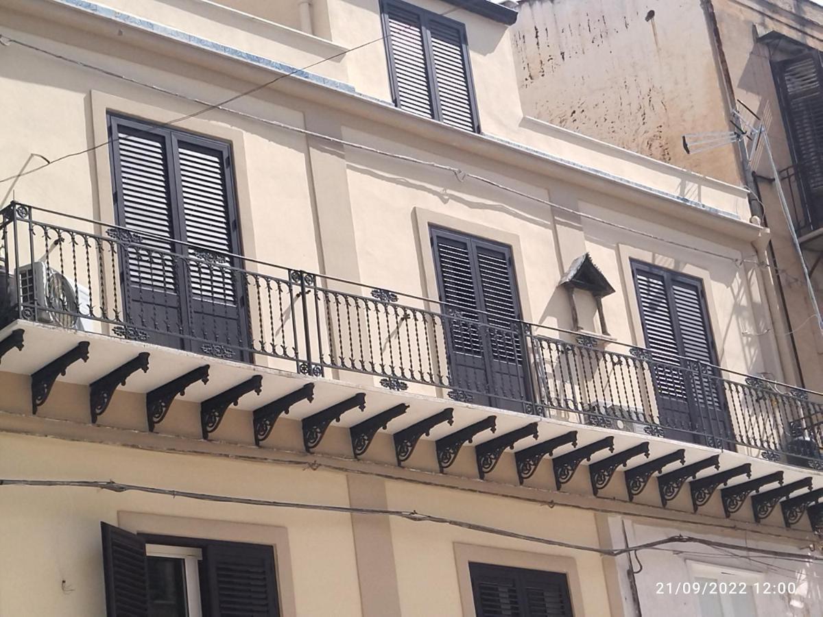 Il Cuore Di Ballaro Palermo Exterior photo
